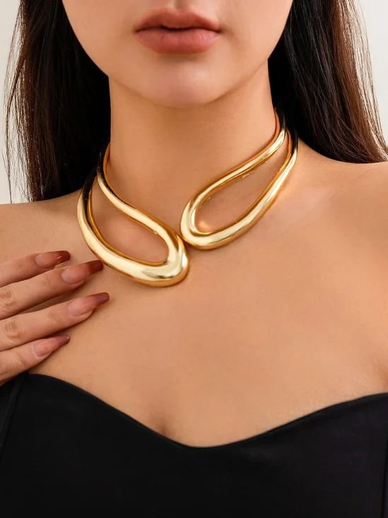 Molten Grace Statement Choker