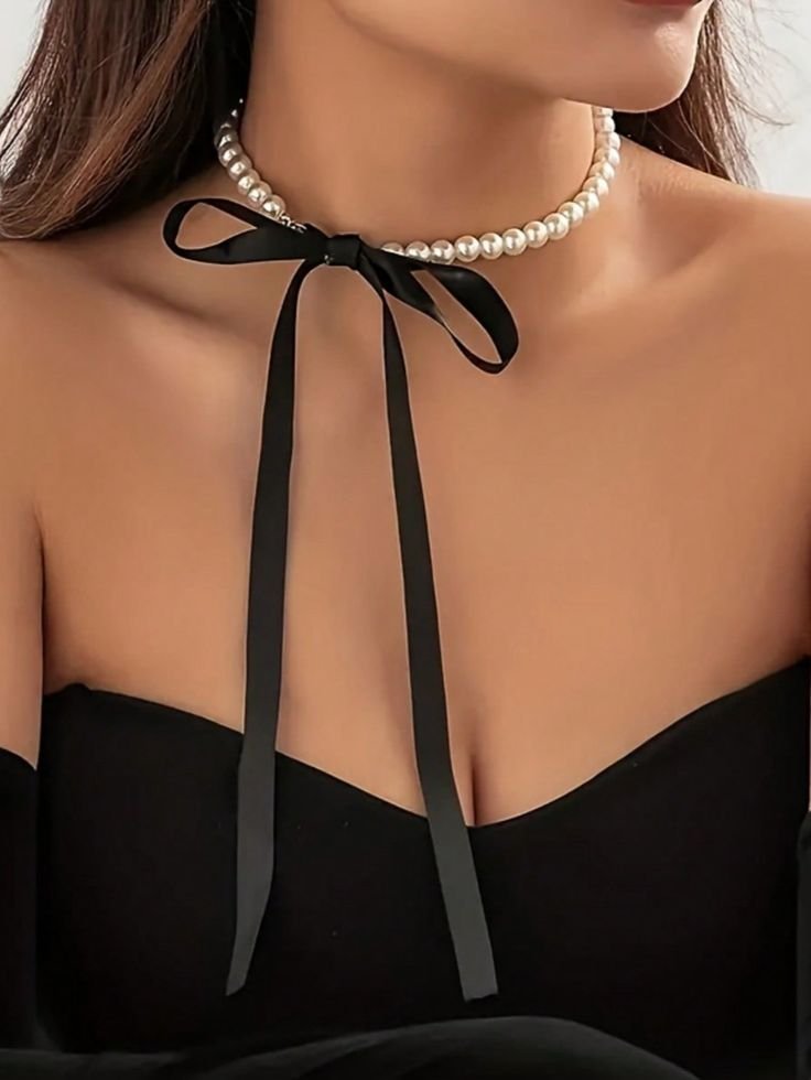 Midnight Pearl Bow Choker